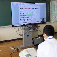 進んでいます　オンライン学習！！