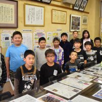 表彰伝達・「読書賞」の缶バッジ