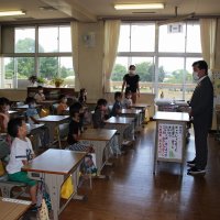 校長先生が各教室を訪問・生徒指導主事がリモートで夏休み前に話を･･･