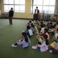 学校探検1・２年