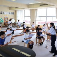 歌声で学校を笑顔に！【にこにこ笑顔プロジェクト】子どもたちの表現力は宝物！！