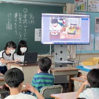 １～３年生　図書委員会による読み聞かせ