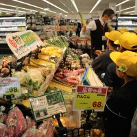 3年生校外学習（とりせん結城店）