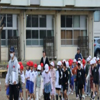 地震想定の避難訓練