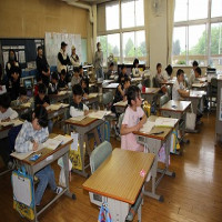 授業参観・学級懇談会・掲額式