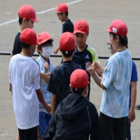 元気に遊ぶ子どもたち