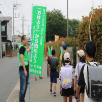 青少年育成会議城南支部の皆さんによるあいさつ運動